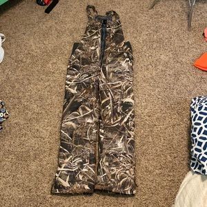 Men’s Arctix camo overalls. Sz Medium
